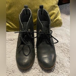 Women’s Leather Sperry Wedge Boots ( 9 )